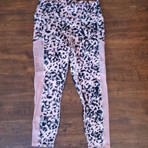 Fabletics Mila Capri